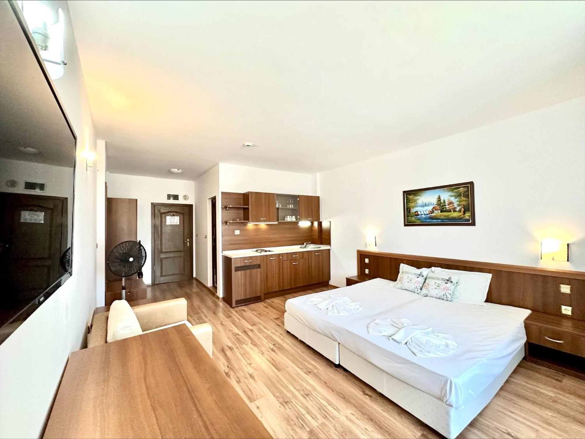 Grenada - Menada Apartments Sunny Beach Room photo