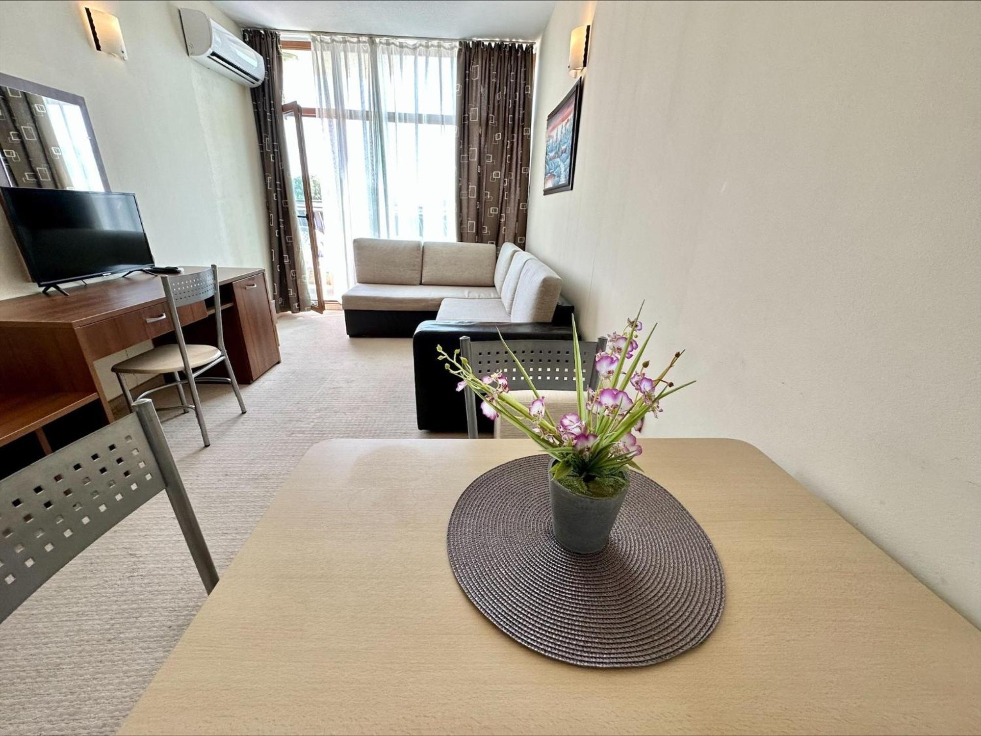 Grenada - Menada Apartments Sunny Beach Room photo