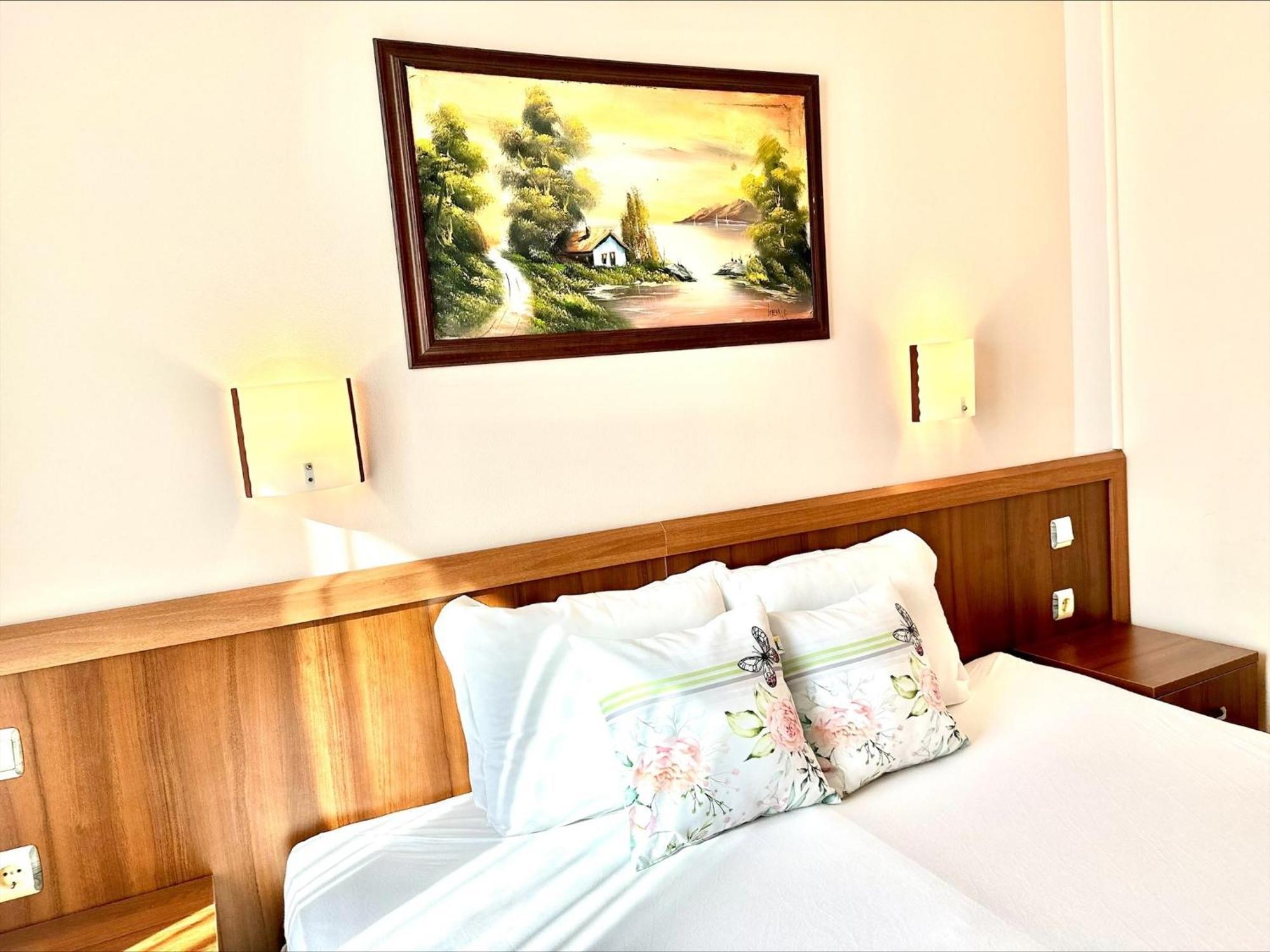 Grenada - Menada Apartments Sunny Beach Room photo