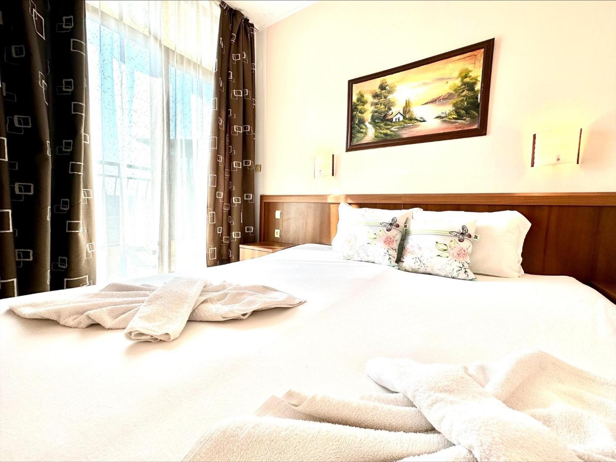 Grenada - Menada Apartments Sunny Beach Room photo