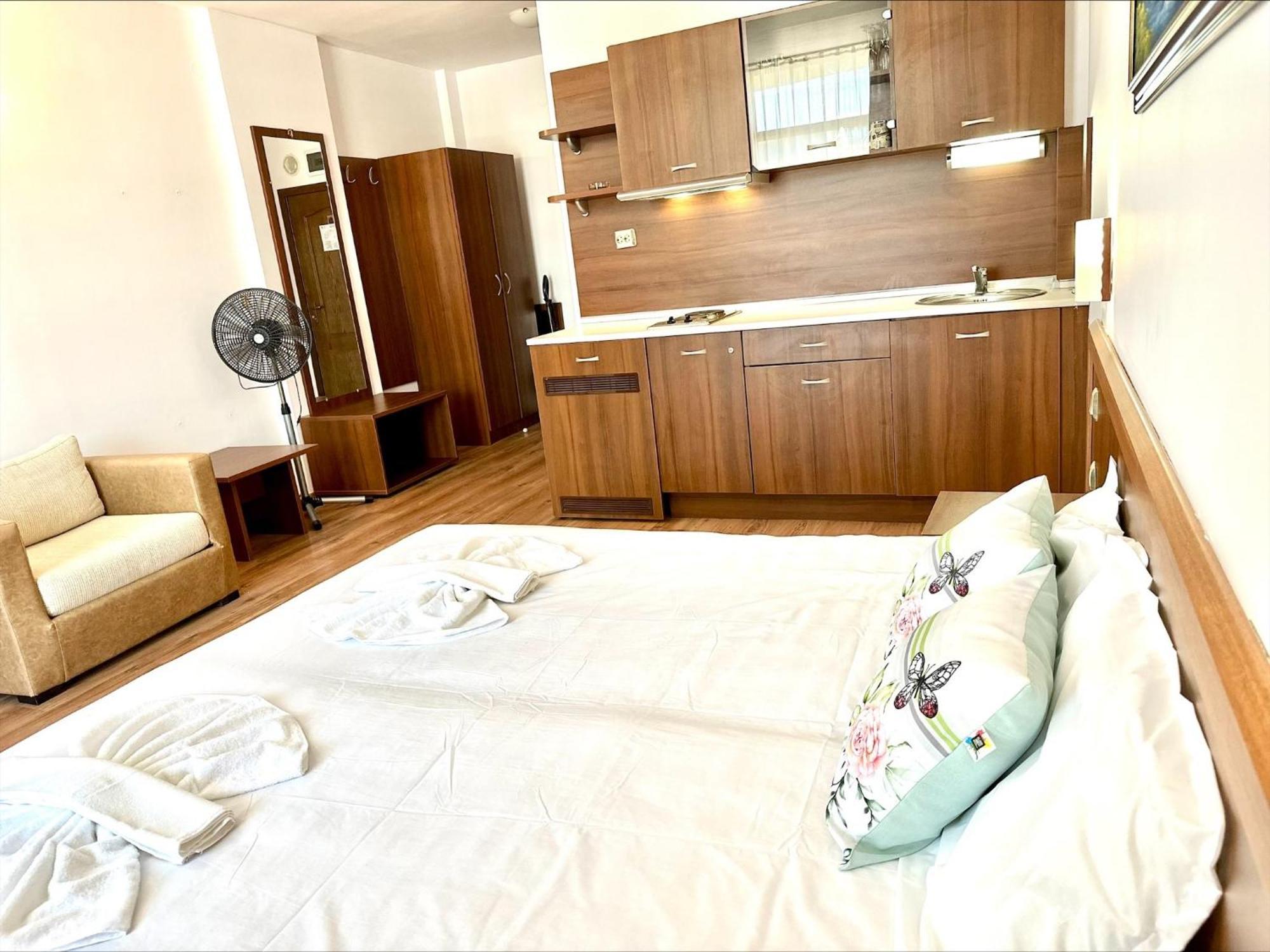 Grenada - Menada Apartments Sunny Beach Room photo