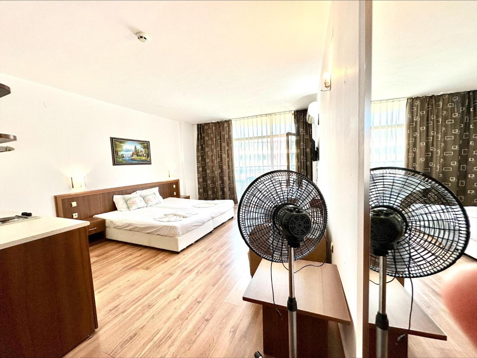 Grenada - Menada Apartments Sunny Beach Room photo